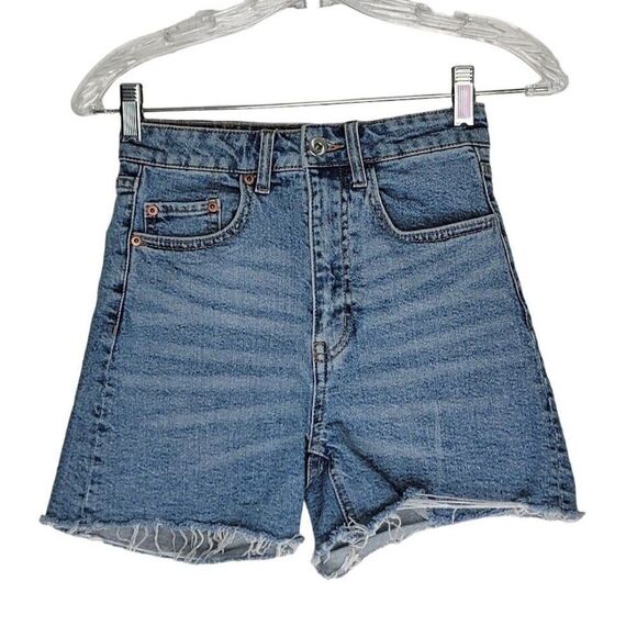 H&M High-Waist Denim Shorts Size 2 Raw Hem 5 Pocket Cotton Blend 23x4 - Picture 1 of 10